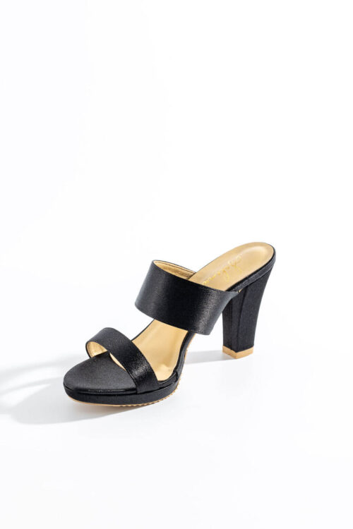 Esme Mules